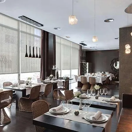 Occidental Cruz Contemporaneo