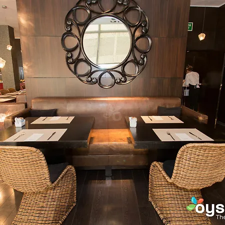 Occidental Cruz Contemporaneo