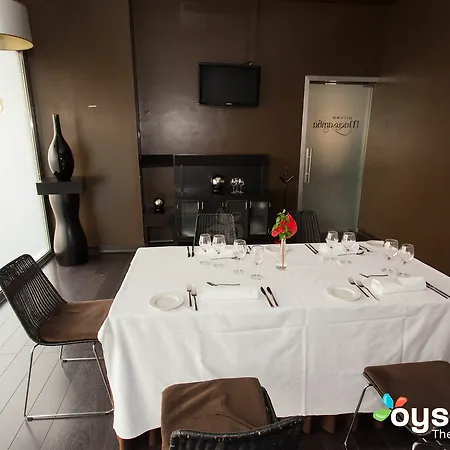Occidental Cruz Contemporaneo Otel 3*