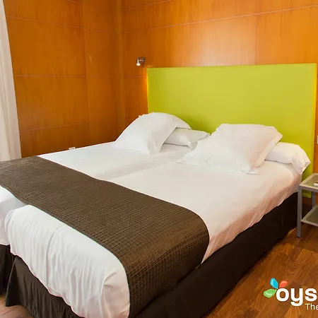 Otel Occidental Cruz Contemporaneo