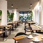 Barcelo Cruz Contemporaneo 酒店