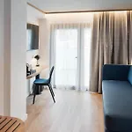 Barcelo Cruz Contemporaneo 圣克鲁斯-德特内里费