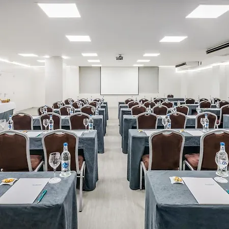 Occidental Cruz Contemporaneo Hotell 3*