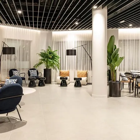 Otel Barcelo Cruz Contemporaneo 4*