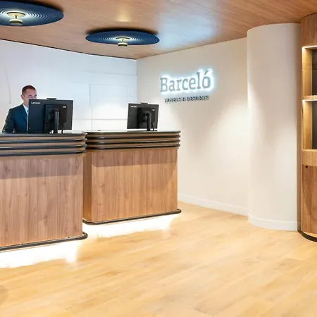 Barcelo Cruz Contemporaneo Otel 4*