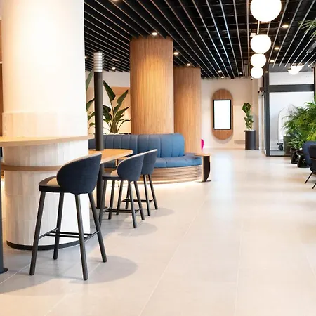 Barcelo Cruz Contemporaneo Otel 4*
