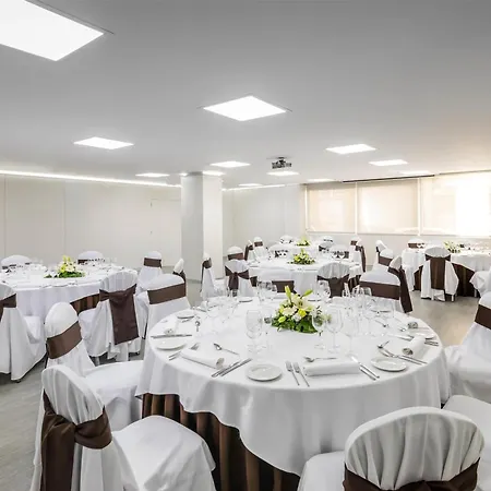 Barcelo Cruz Contemporaneo 圣克鲁斯-德特内里费