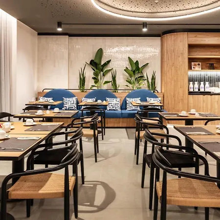 Barcelo Cruz Contemporaneo 4*
