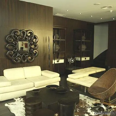 Barcelo Cruz Contemporaneo