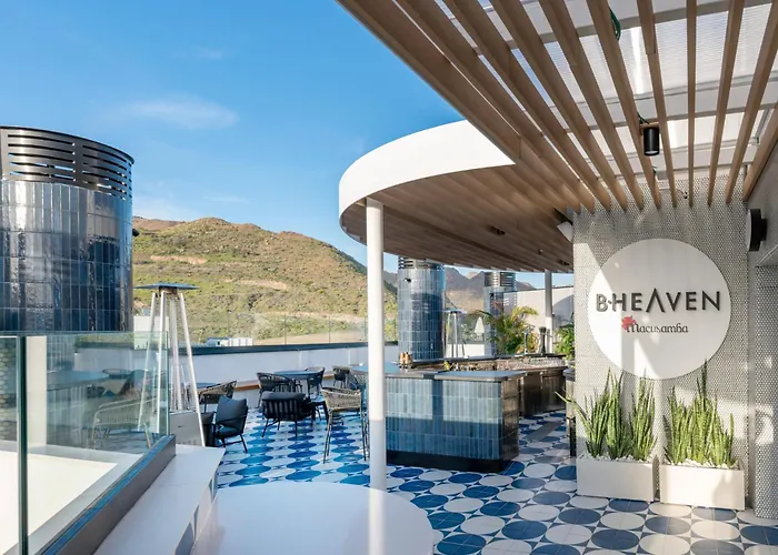 Barcelo Cruz Contemporaneo Отель